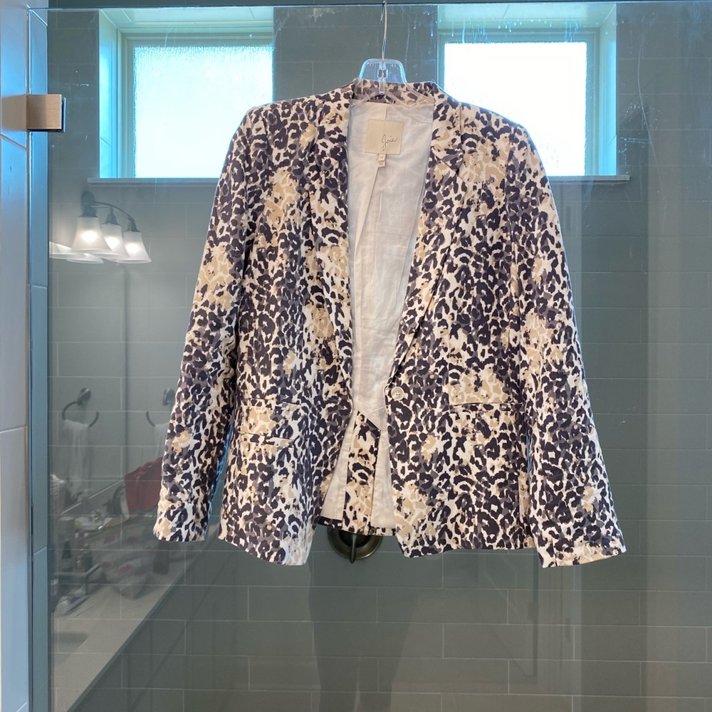 Joie Blazer